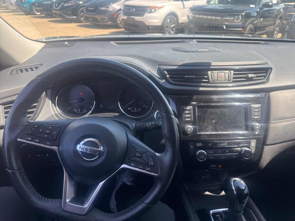 Used 2018 Nissan Rogue SL w/ Premium Package FWD image 10