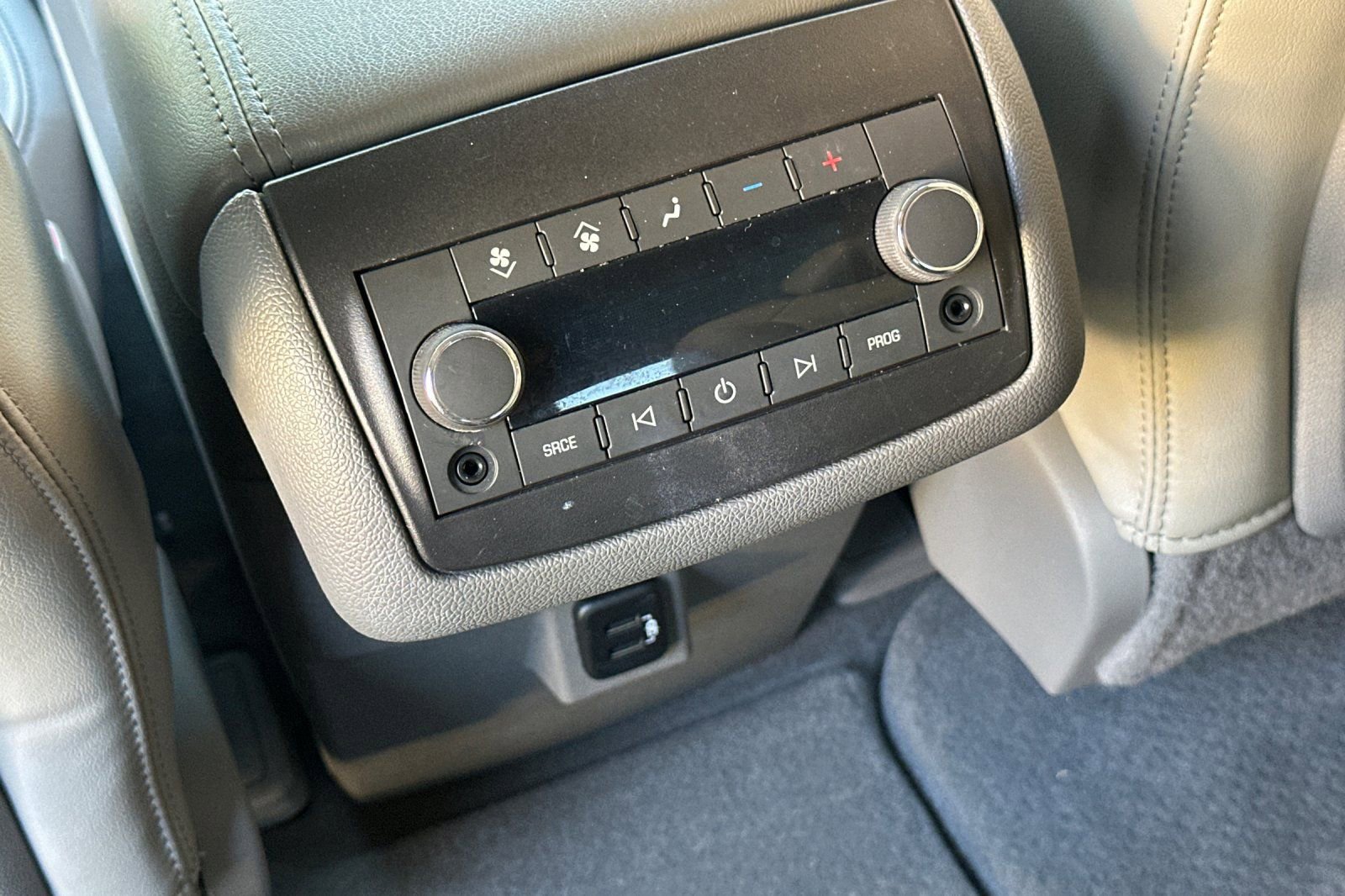 Used 2017 Buick Enclave Leather w/ Enclave Sport Touring Edition image 31