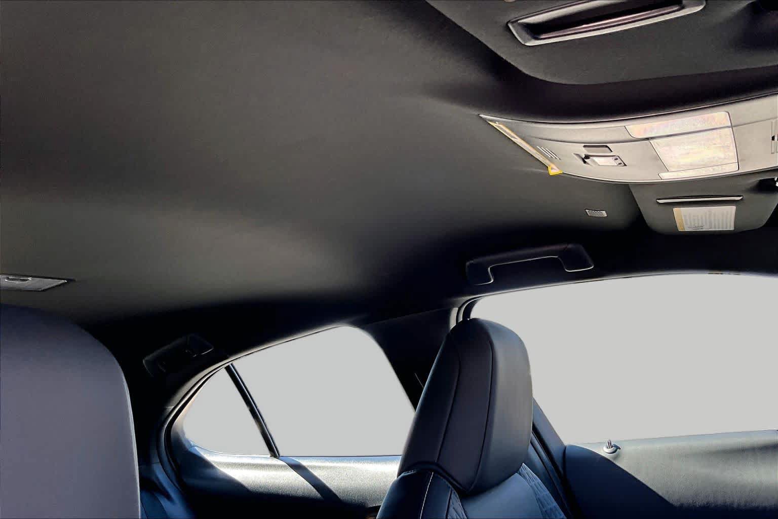 Used 2022 Lexus UX 200 w/ Accessory Package (Z1) FWD image 13