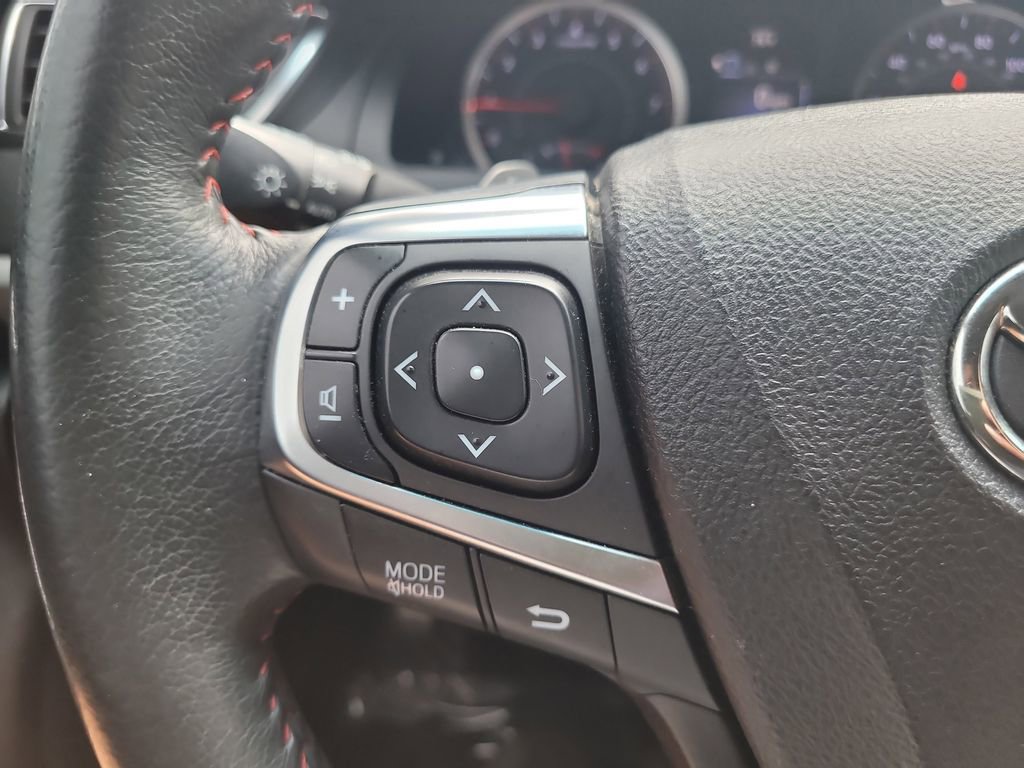 Used 2017 Toyota Camry SE FWD image 25