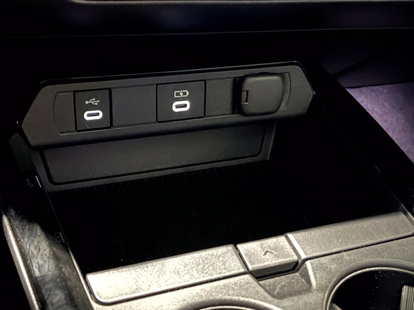Used 2024 Toyota Prius Prime FWD image 26