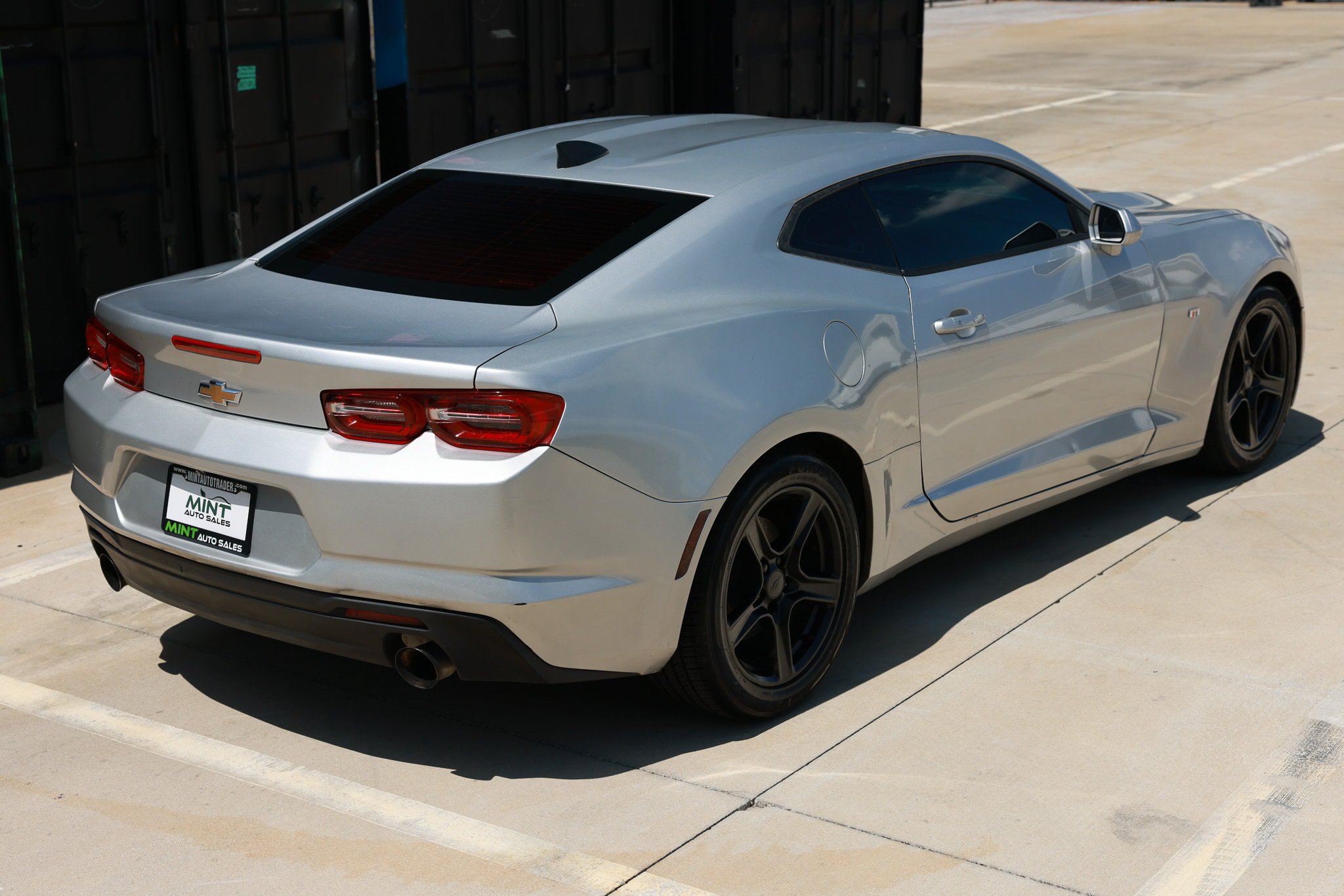 Used 2019 Chevrolet Camaro LT RWD image 15