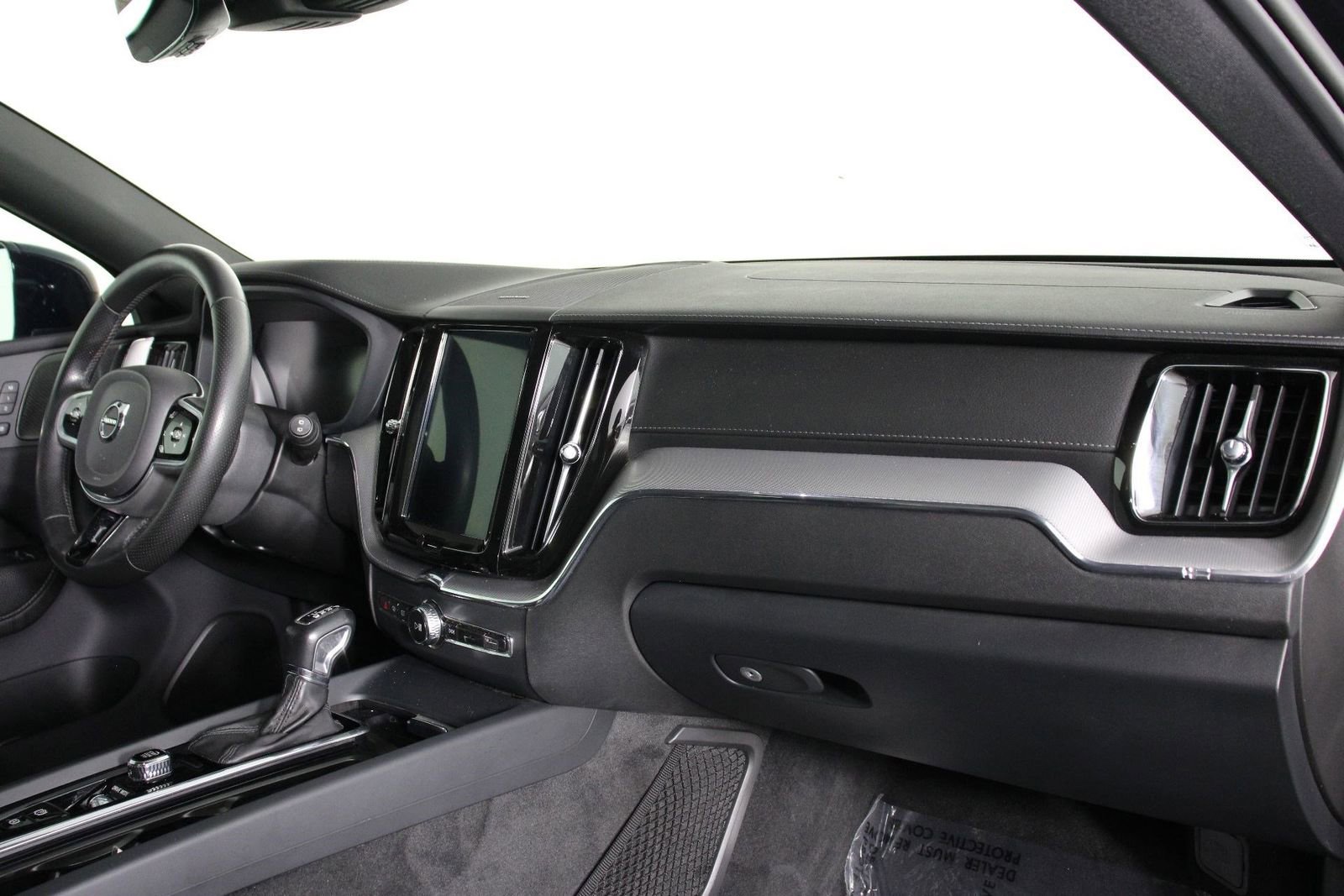 Used 2019 Volvo XC60 T5 Inscription FWD image 22