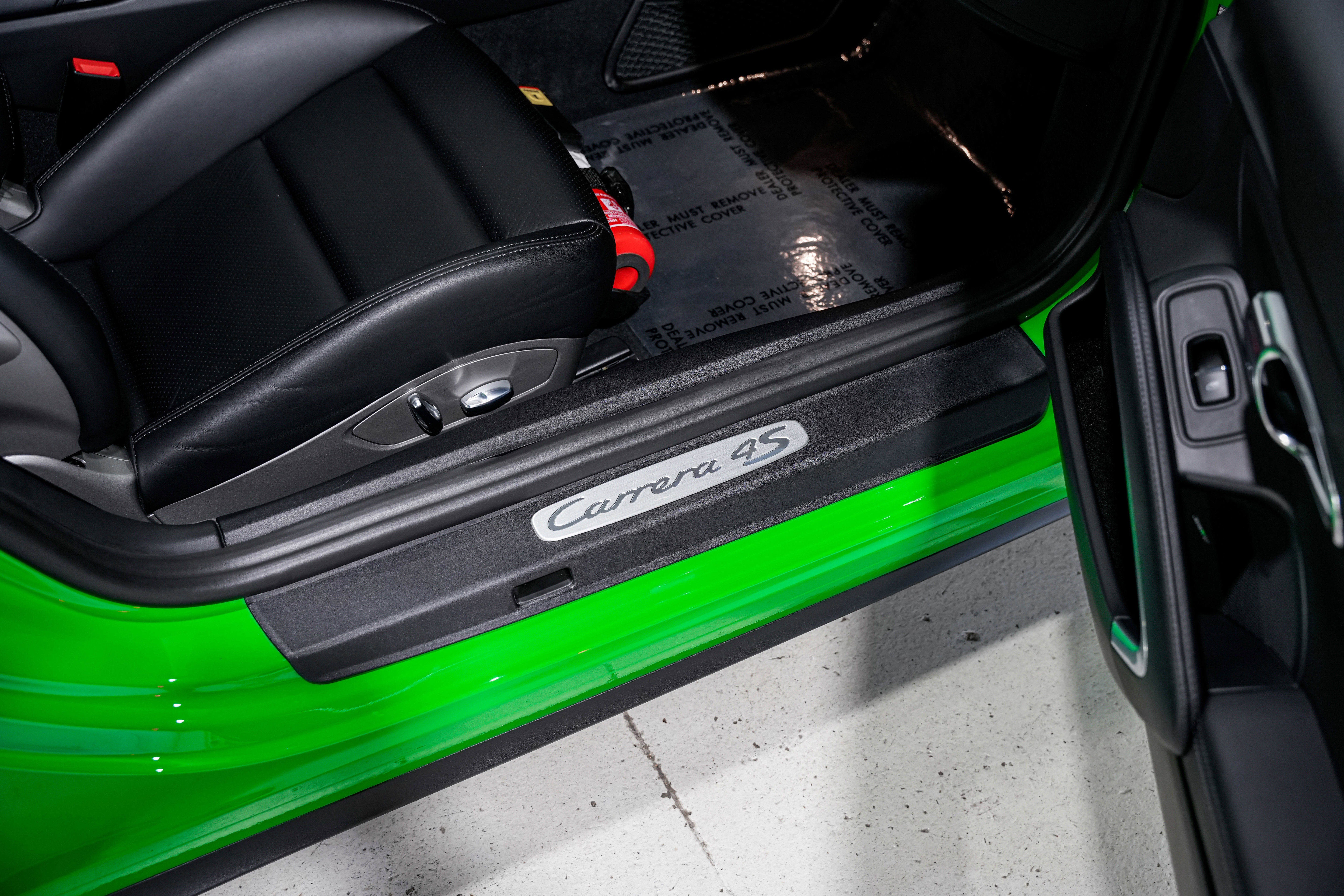 Used 2014 Porsche 911 Carrera 4S image 28