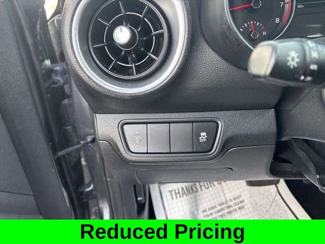 Used 2024 Kia Forte LXS image 18