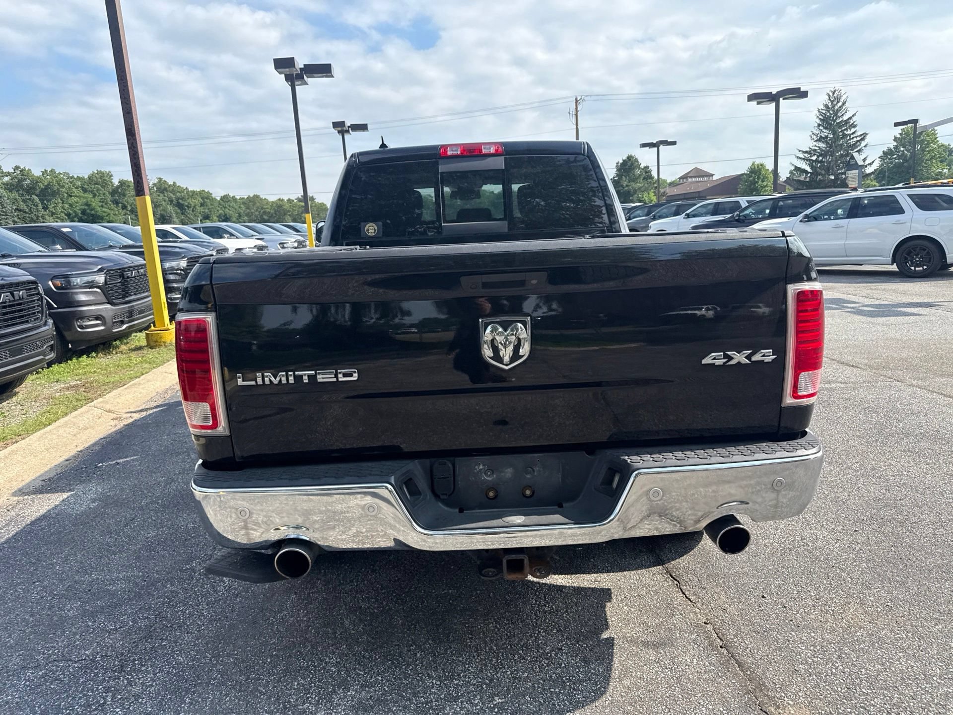Used 2014 RAM 1500 Limited AWD/4WD image 9