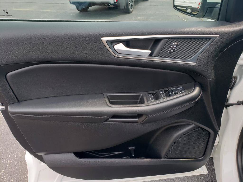 Used 2024 Ford Edge SEL w/ Convenience Package AWD/4WD image 11