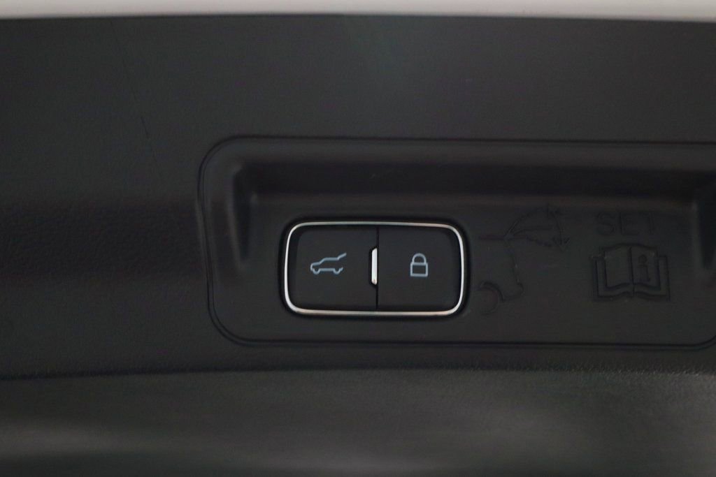 Certified 2025 Ford Explorer ST image 20