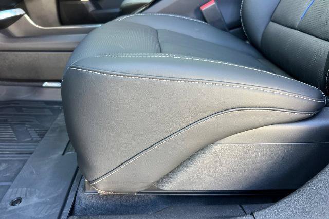 New 2026 Cadillac Lyriq Sport w/ LPO, Floor Liner Package AWD/4WD image 12