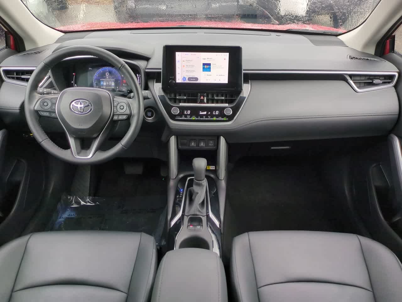 Certified 2023 Toyota Corolla Cross XLE w/ Convenience Package FWD image 14