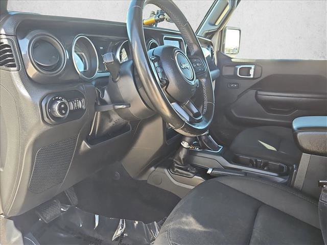Used 2022 Jeep Gladiator Sport image 6