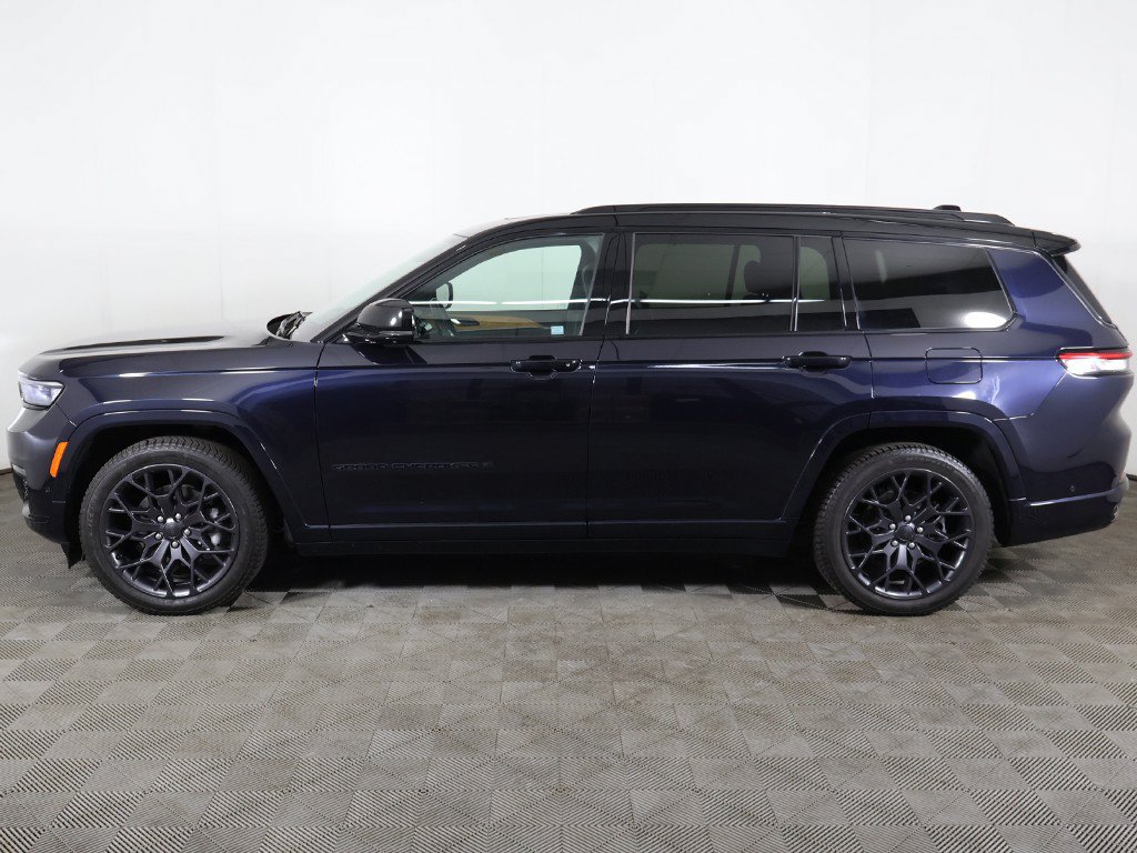 Used 2023 Jeep Grand Cherokee L Summit AWD/4WD image 24