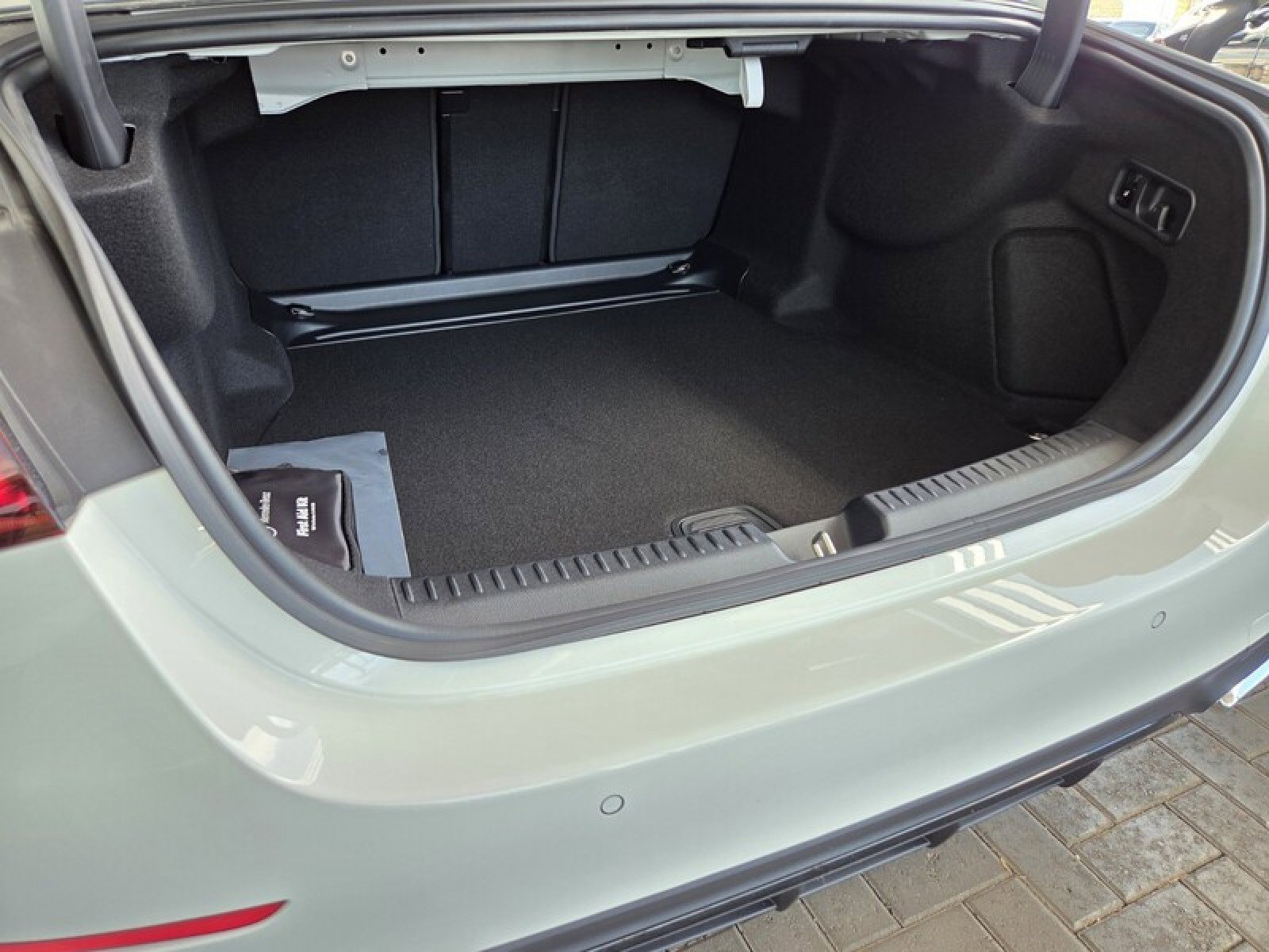 New 2026 Mercedes-Benz E 350 Sedan image 15