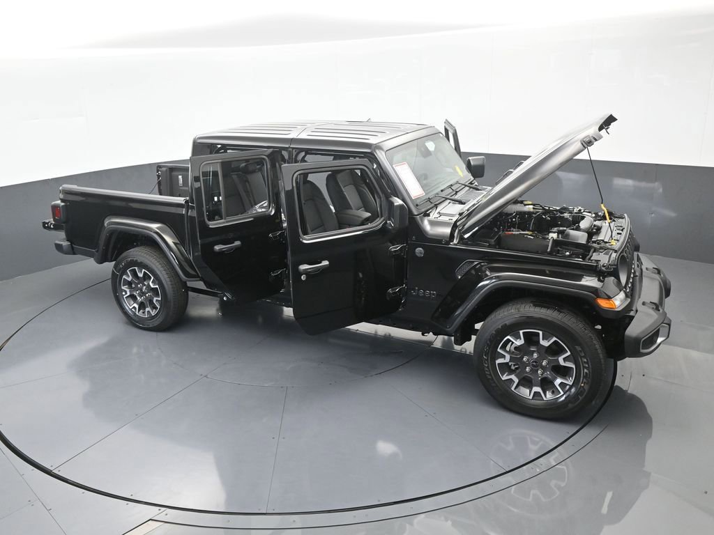 Used 2024 Jeep Gladiator Sport w/ Premium Package image 70