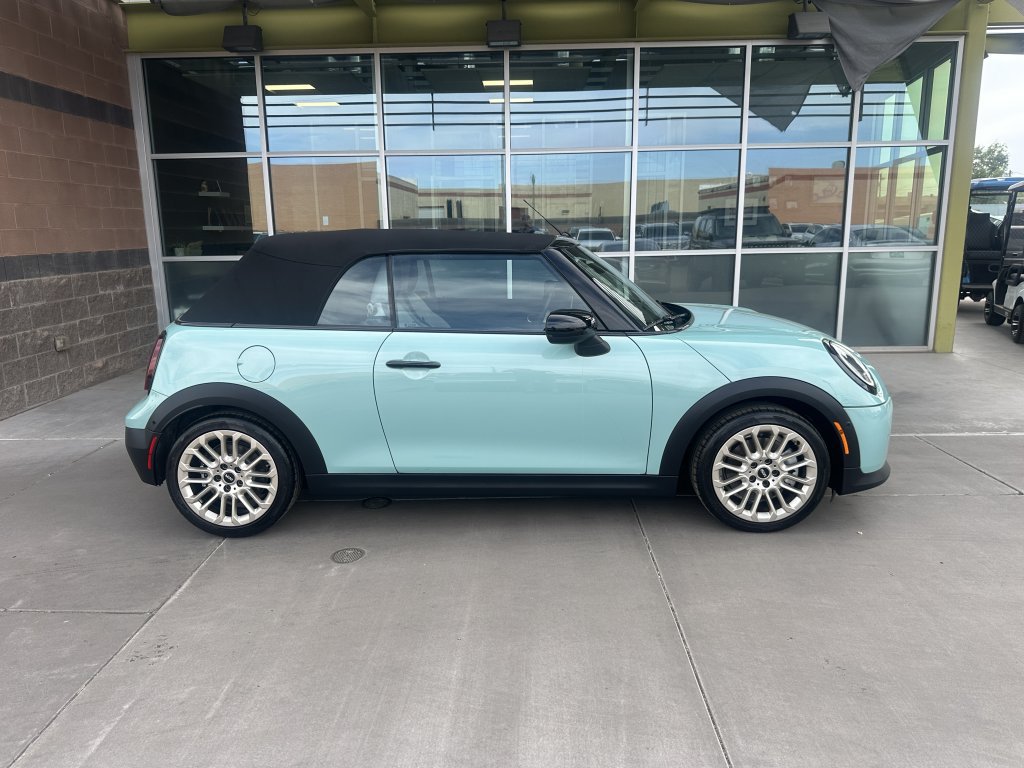 Used 2025 MINI Cooper S FWD image 7