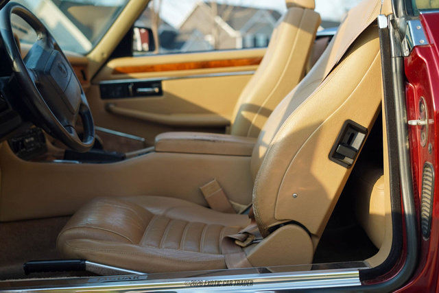 Used 1994 Jaguar XJS 4.0 Convertible image 51