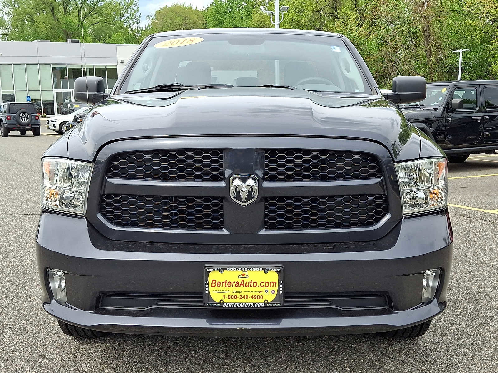 Used 2018 RAM 1500 Express AWD/4WD image 2