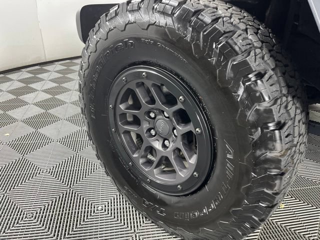 Used 2023 Jeep Wrangler Unlimited Sport AWD/4WD image 14