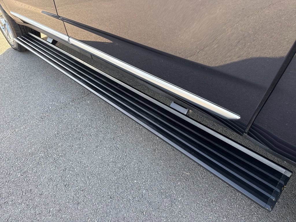 Certified 2024 GMC Yukon XL Denali image 13