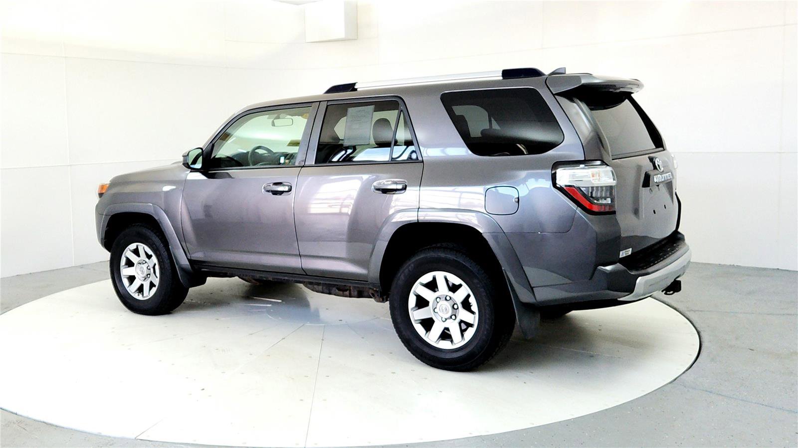 Used 2016 Toyota 4Runner Trail w/ Four Season Floor Mat Package image 4