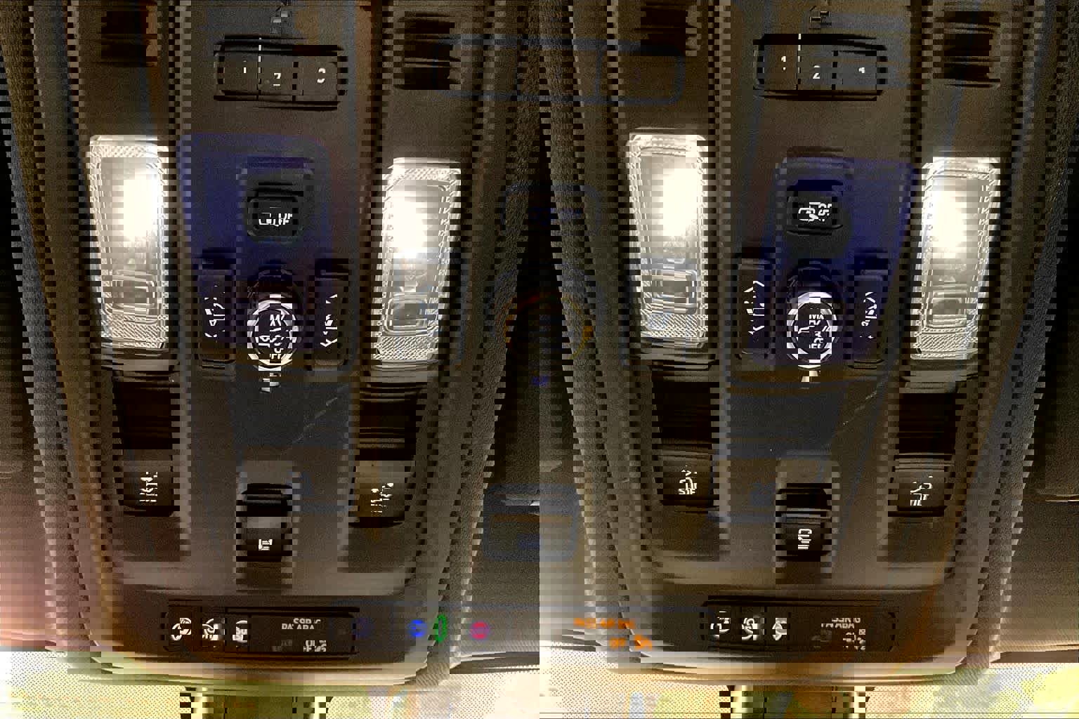 Used 2021 Chevrolet Tahoe High Country w/ Premium Package image 28