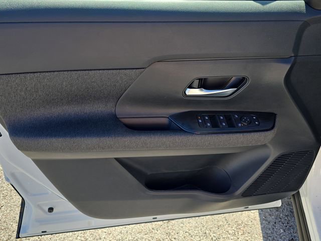 New 2026 Nissan Kicks SV w/ SV Premium Package FWD image 19