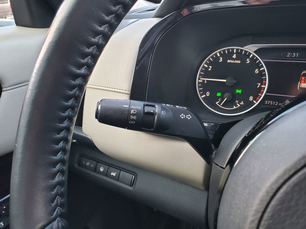 Used 2023 Nissan Pathfinder SL image 21