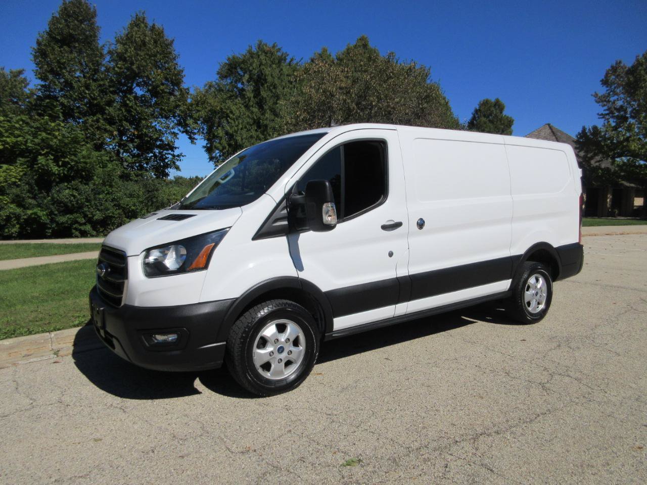 Used 2020 Ford Transit 250 Low Roof RWD image 26