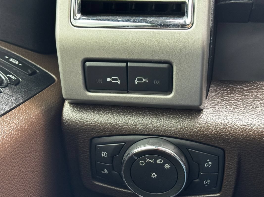 Used 2017 Ford F250 King Ranch w/ King Ranch Ultimate Package AWD/4WD image 18