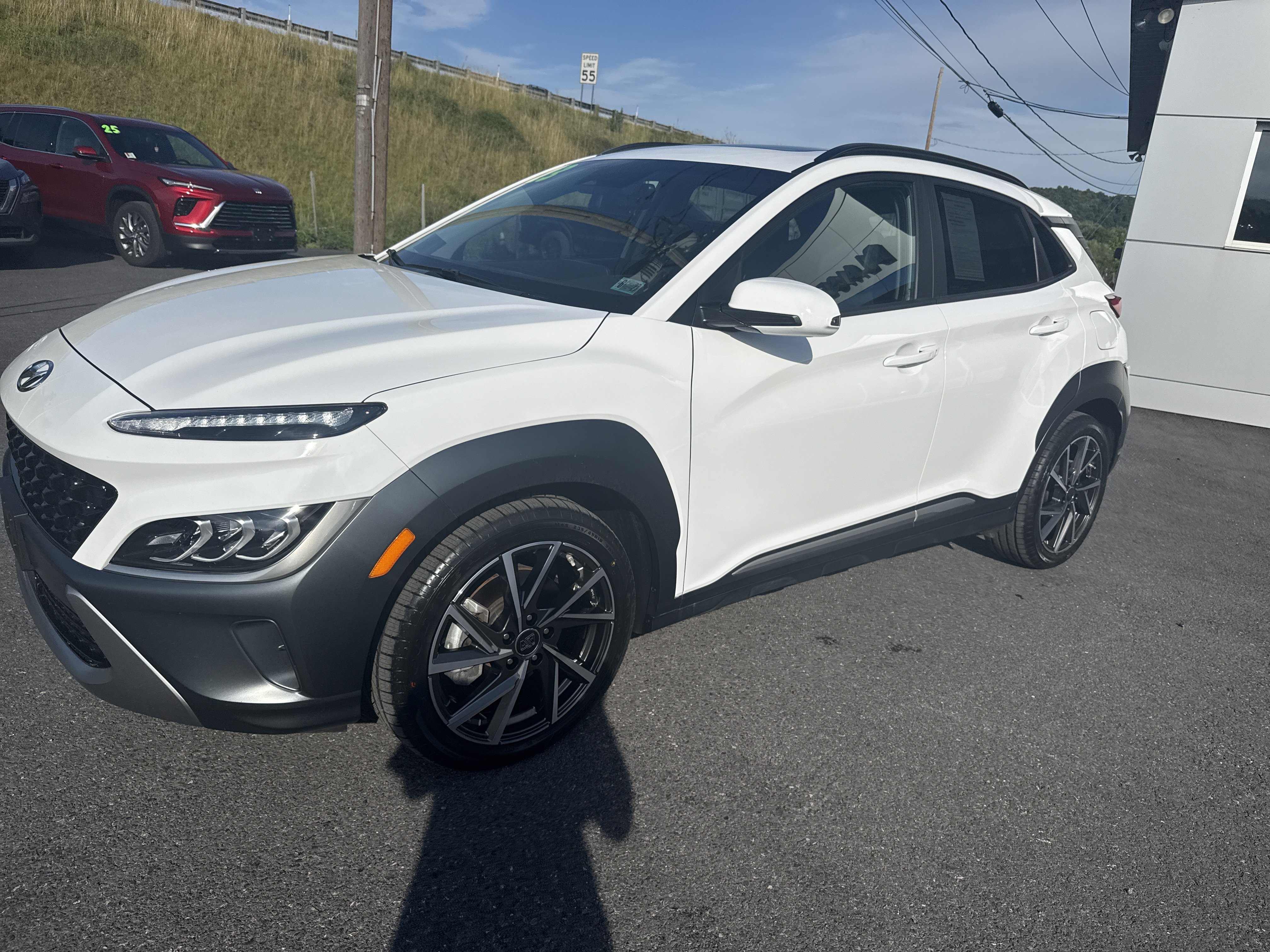 Used 2023 Hyundai Kona Limited w/ Cargo Package AWD/4WD image 7