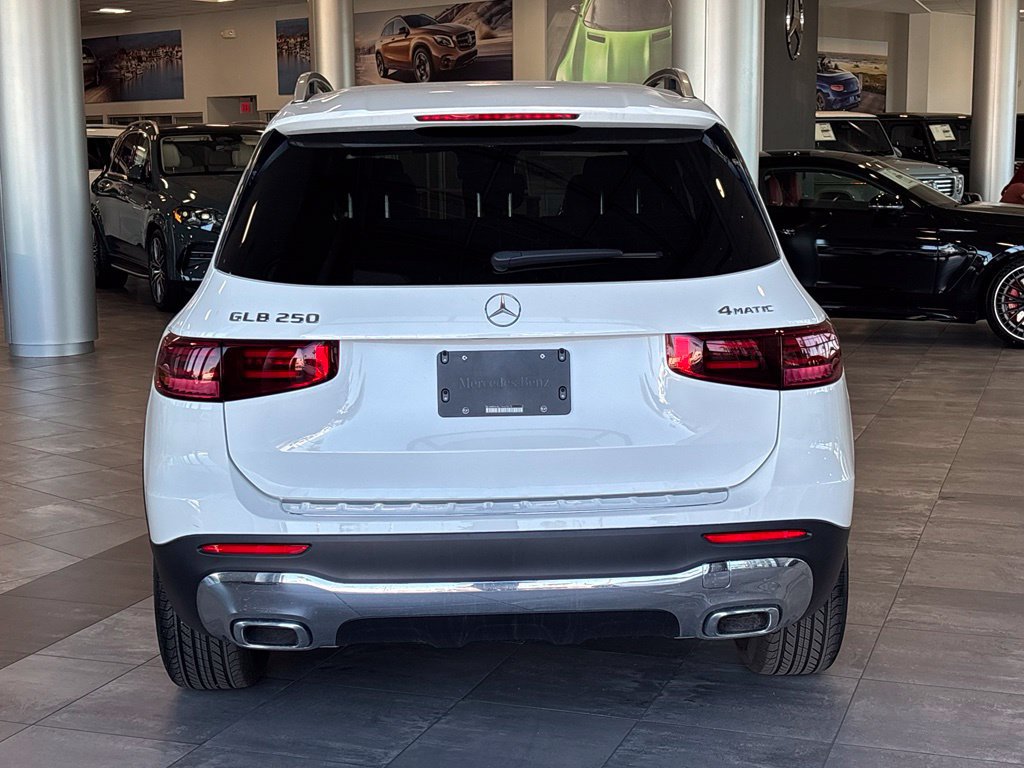 New 2026 Mercedes-Benz GLB 250 4MATIC image 5