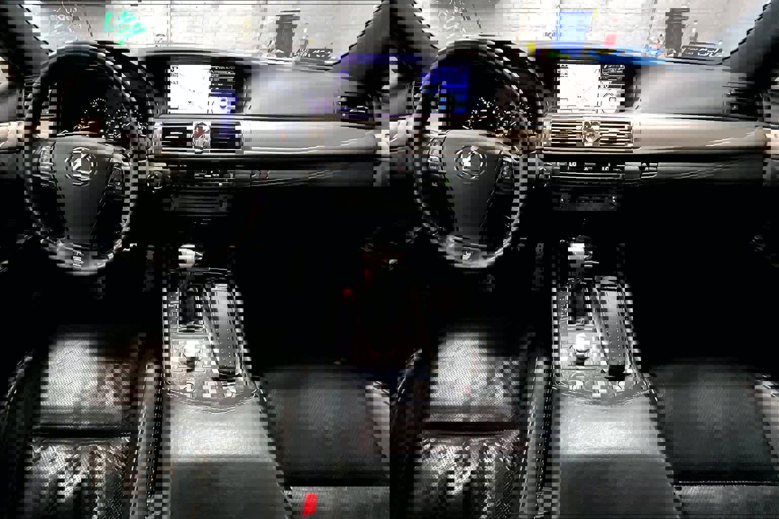 Used 2013 Lexus LS 460 w/ F-Sport Pkg image 15