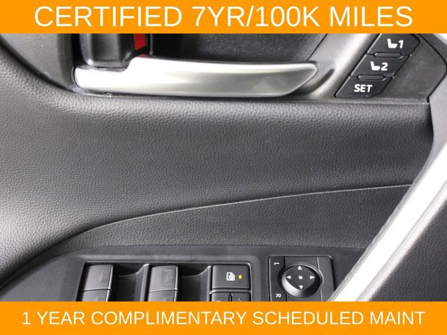 Used 2023 Toyota RAV4 XSE AWD/4WD image 17