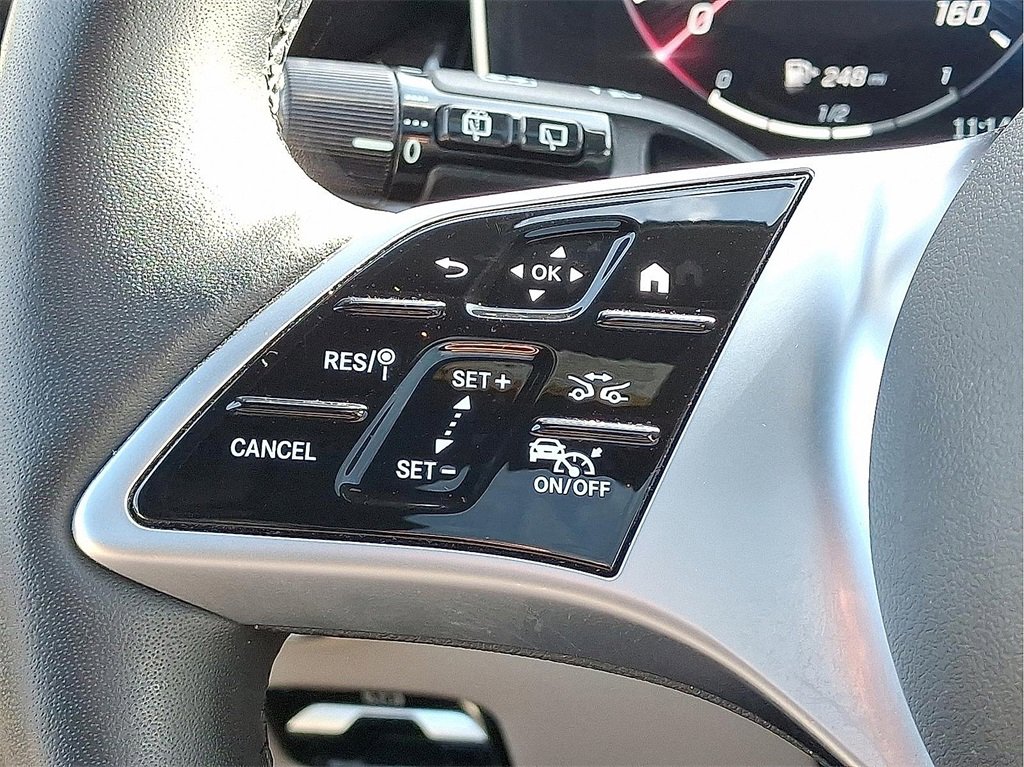 Used 2023 Mercedes-Benz GLC 300 4MATIC image 23