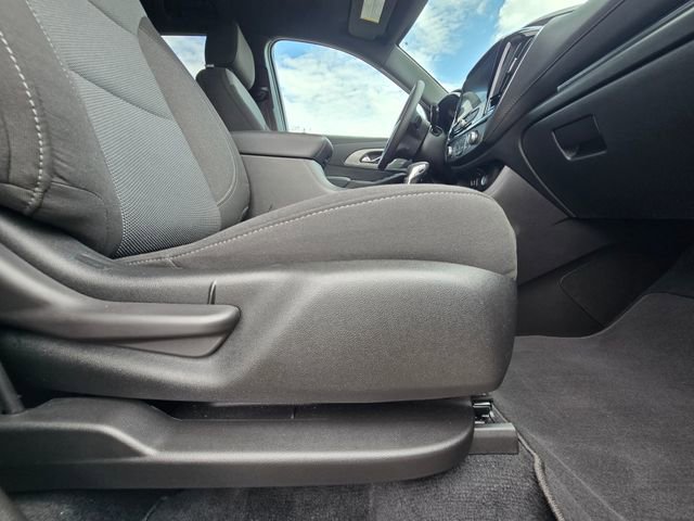 Used 2023 Chevrolet Traverse LT image 22