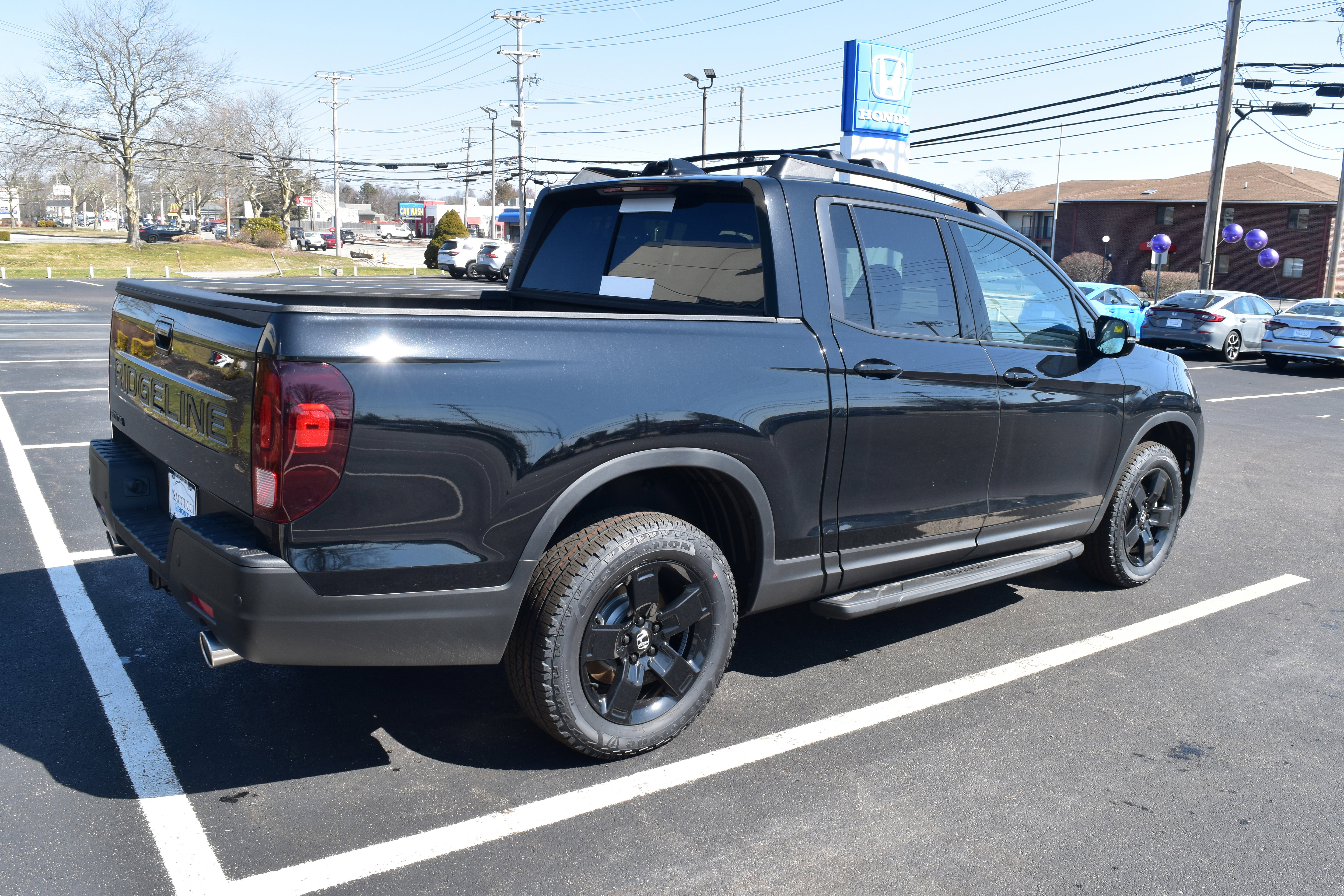New 2026 Honda Ridgeline Black Edition image 3