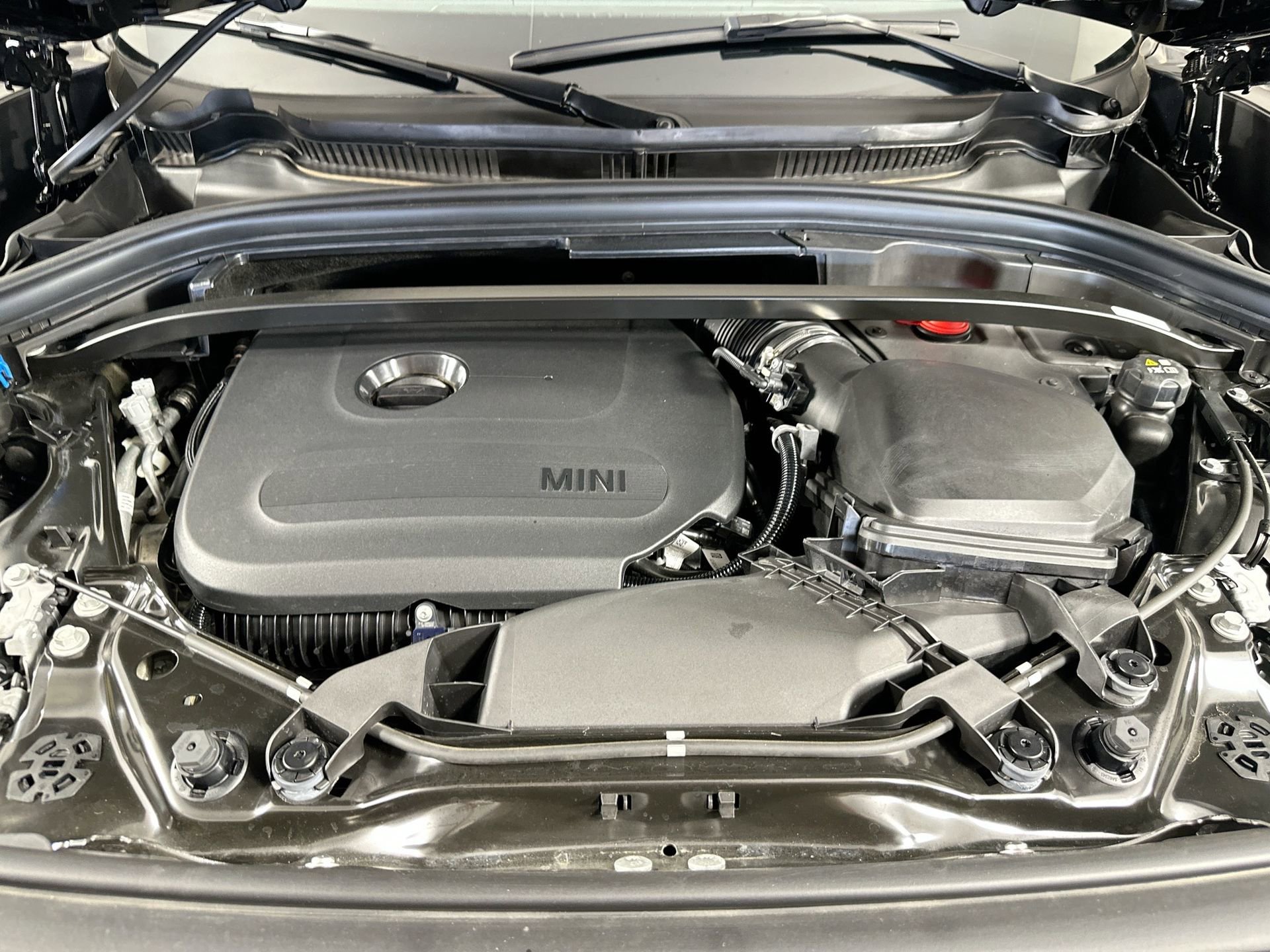Certified 2025 MINI Cooper Countryman John Cooper Works w/ Comfort Package Max image 37