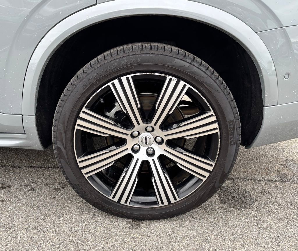 Used 2025 Volvo XC90 T8 Plus w/ Protection Package Premier image 32