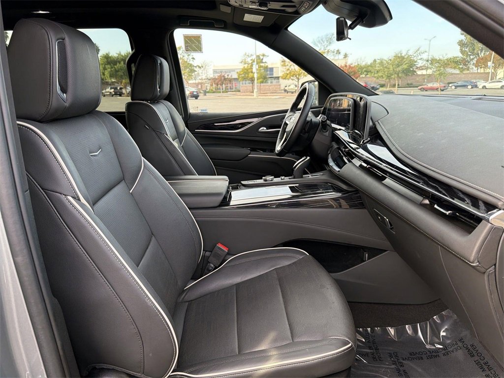 Certified 2023 Cadillac Escalade ESV Sport w/ LPO, ONYX Package image 35