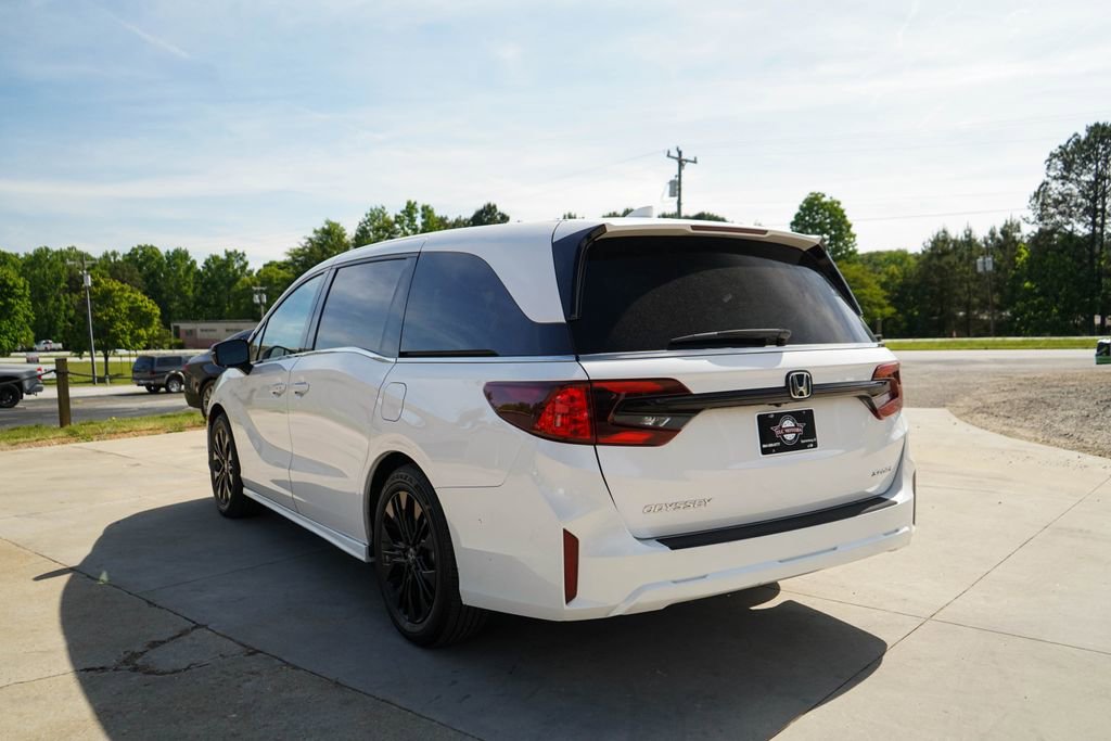 Used 2025 Honda Odyssey Sport-L image 4