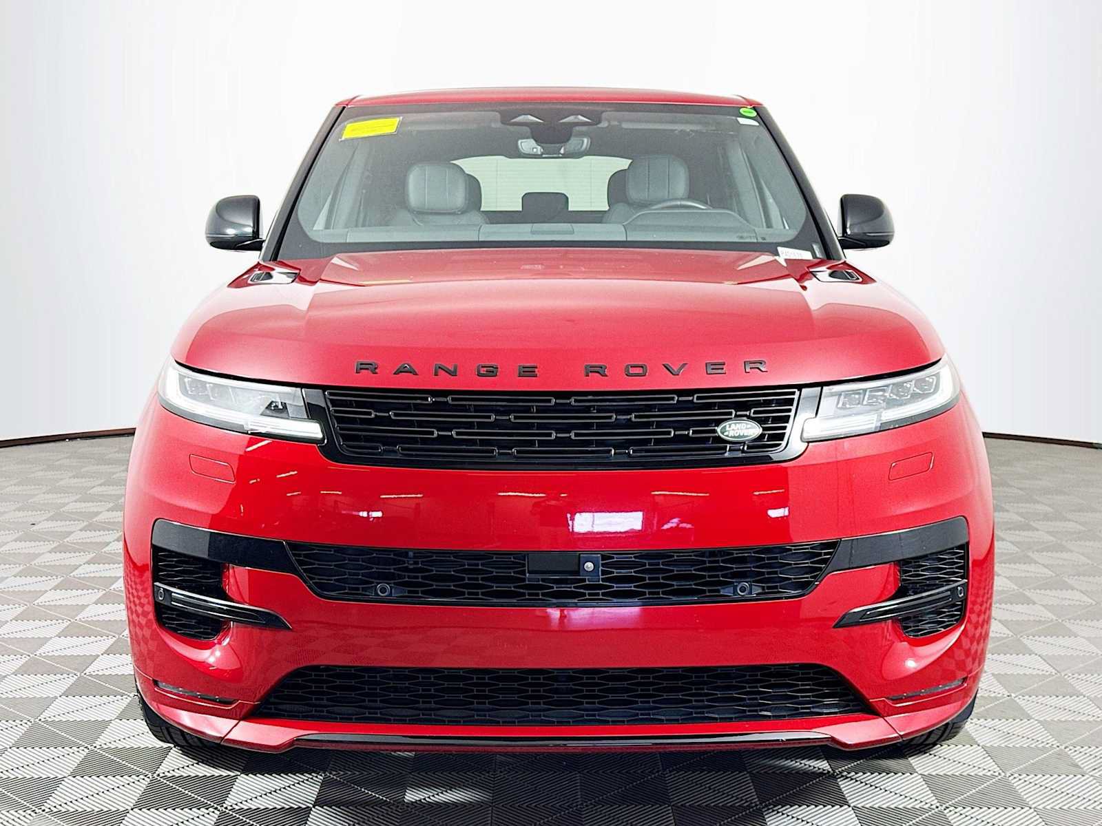 Certified 2024 Land Rover Range Rover Sport Dynamic SE AWD/4WD image 2