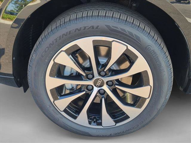 New 2026 Audi Q3 quattro 2.0T AWD/4WD image 9