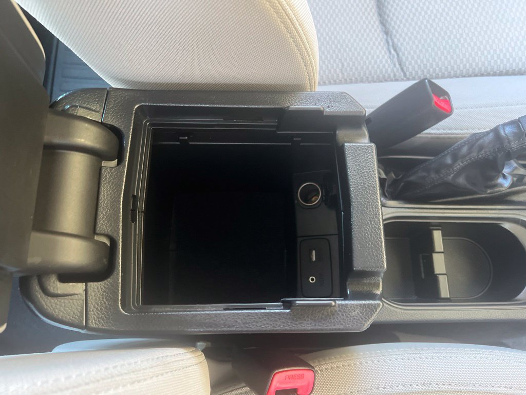 Used 2016 Subaru Forester 2.5i AWD/4WD image 24