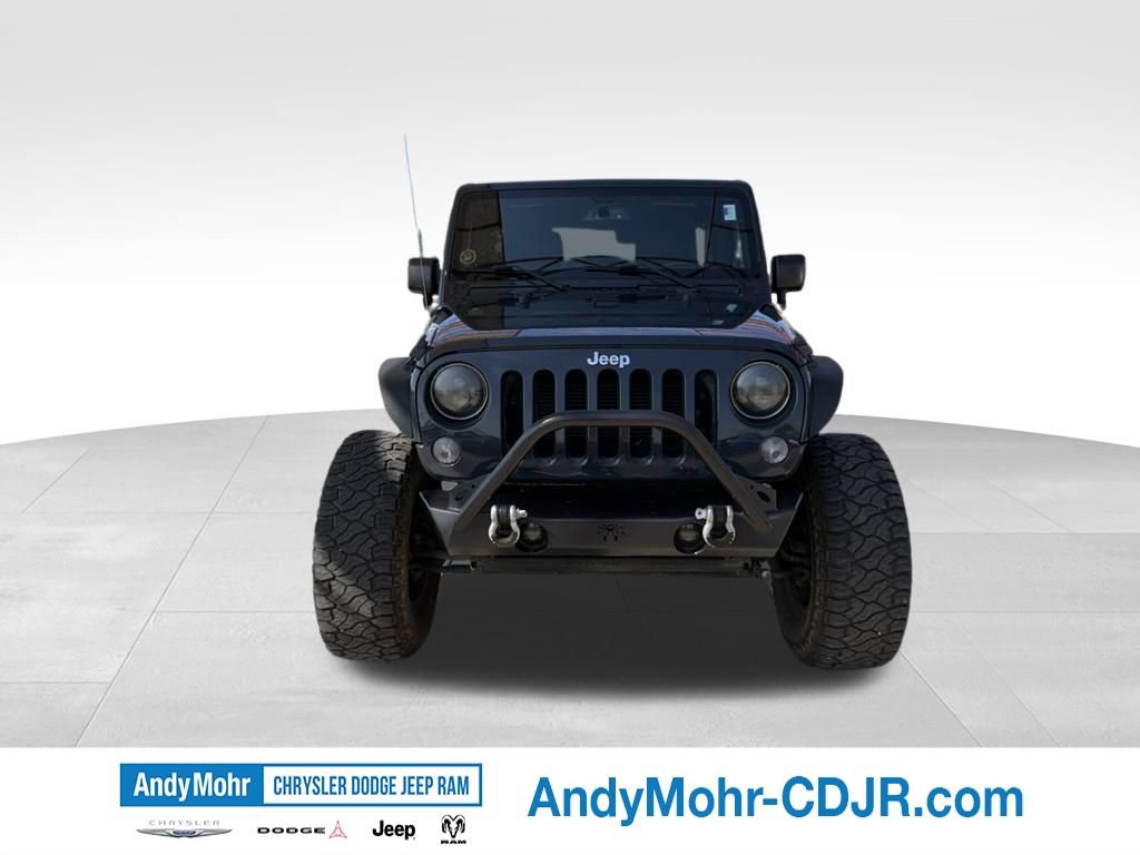 Used 2016 Jeep Wrangler Unlimited Rubicon w/ Connectivity Group AWD/4WD image 2