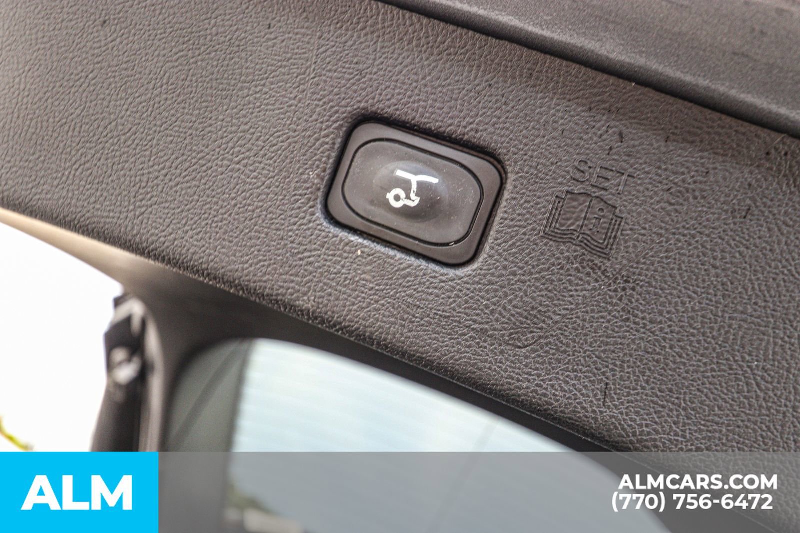 Used 2024 Ford Edge Titanium image 28