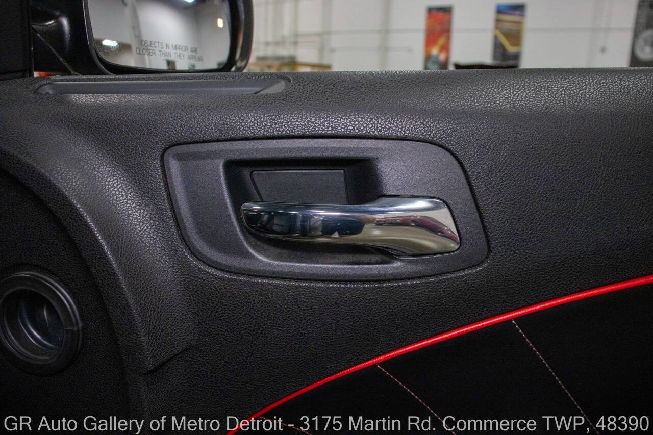 Used 2011 Dodge Charger R/T RWD image 38