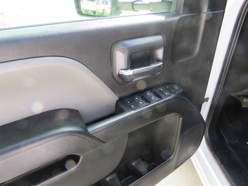 Used 2018 Chevrolet Silverado 2500 W/T w/ WT Convenience Package image 8