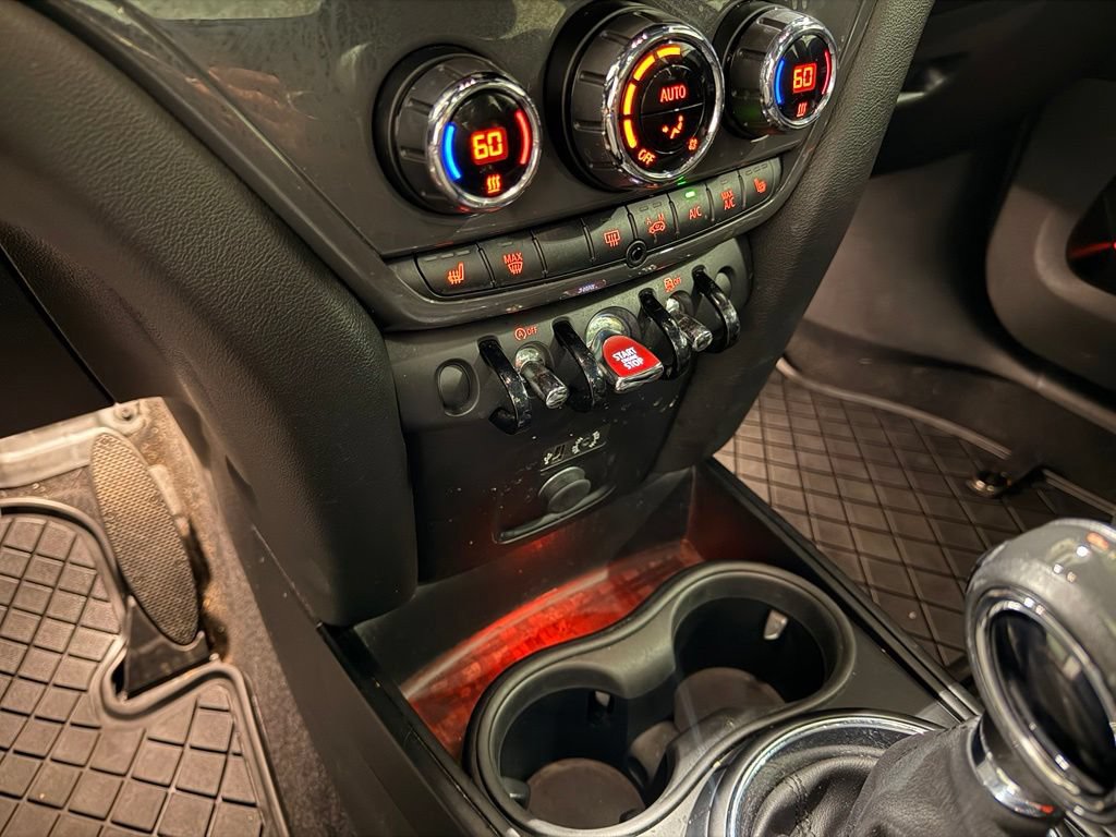 Used 2017 MINI Cooper Countryman FWD image 23