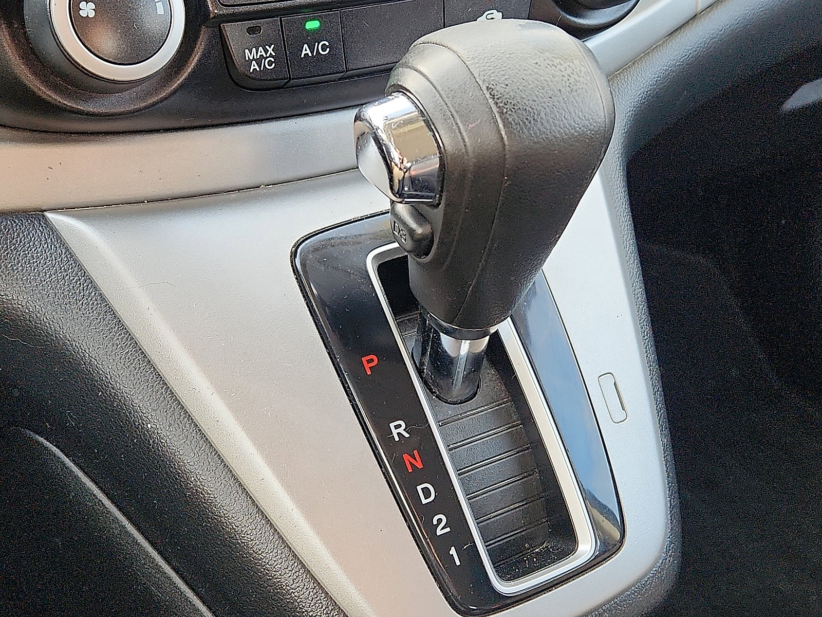 Used 2014 Honda CR-V LX image 14