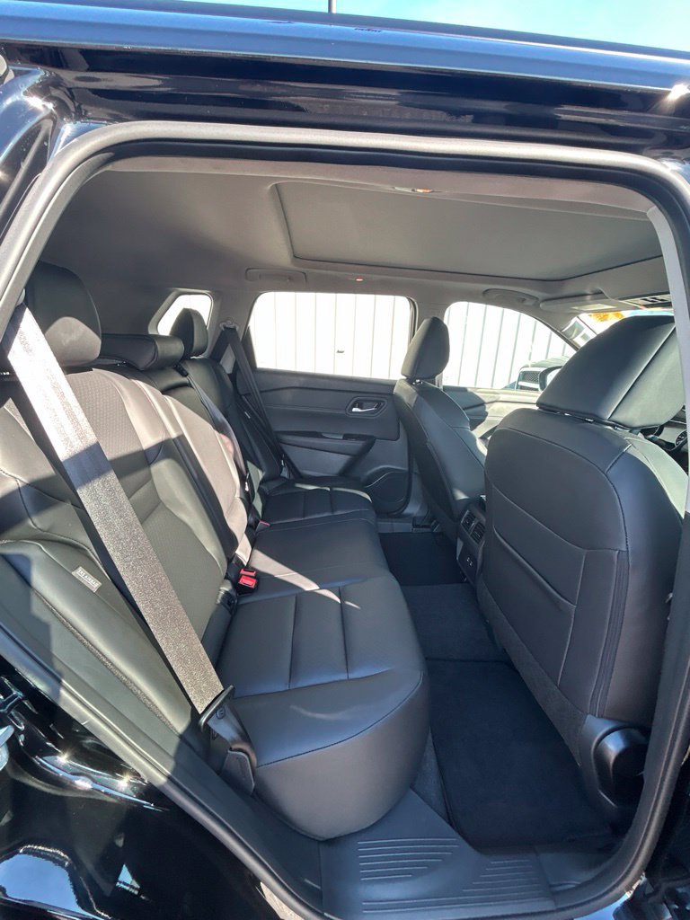 Used 2026 Nissan Rogue Dark Armor AWD/4WD image 21